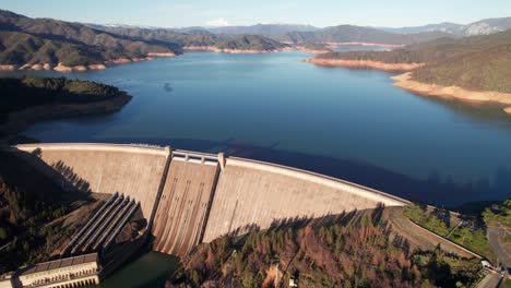 shasta dam, sacramento river