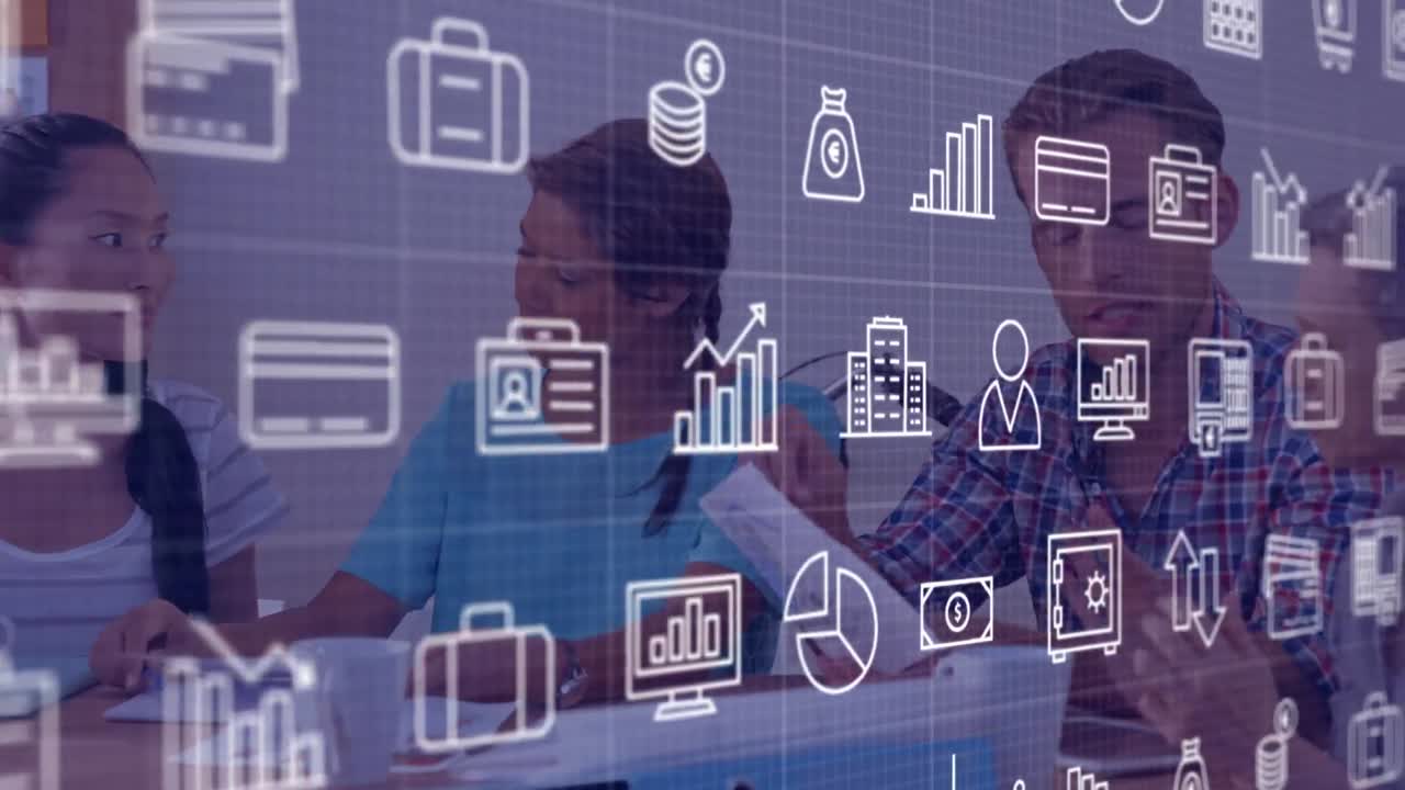 animación de múltiples iconos digitales que se mueven sobre diversos colegas que discuten en la oficina