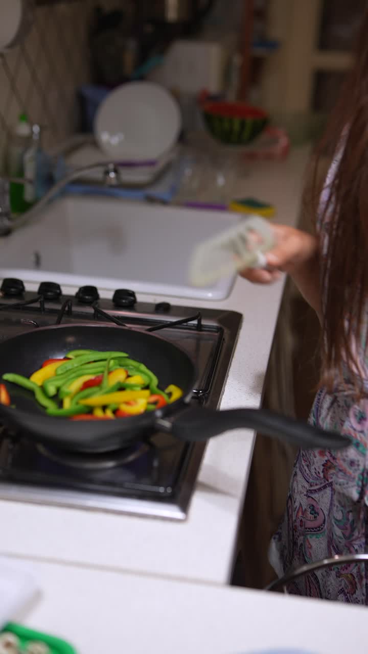cocción de pimientos y preparación del desayuno