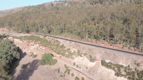 Conducción-De-Automóviles-En-El-Paisaje-Marroquí-Y-La-Naturaleza