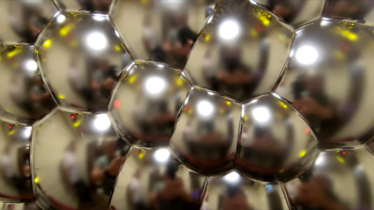 текстура блестящих металлических полированных шаров.