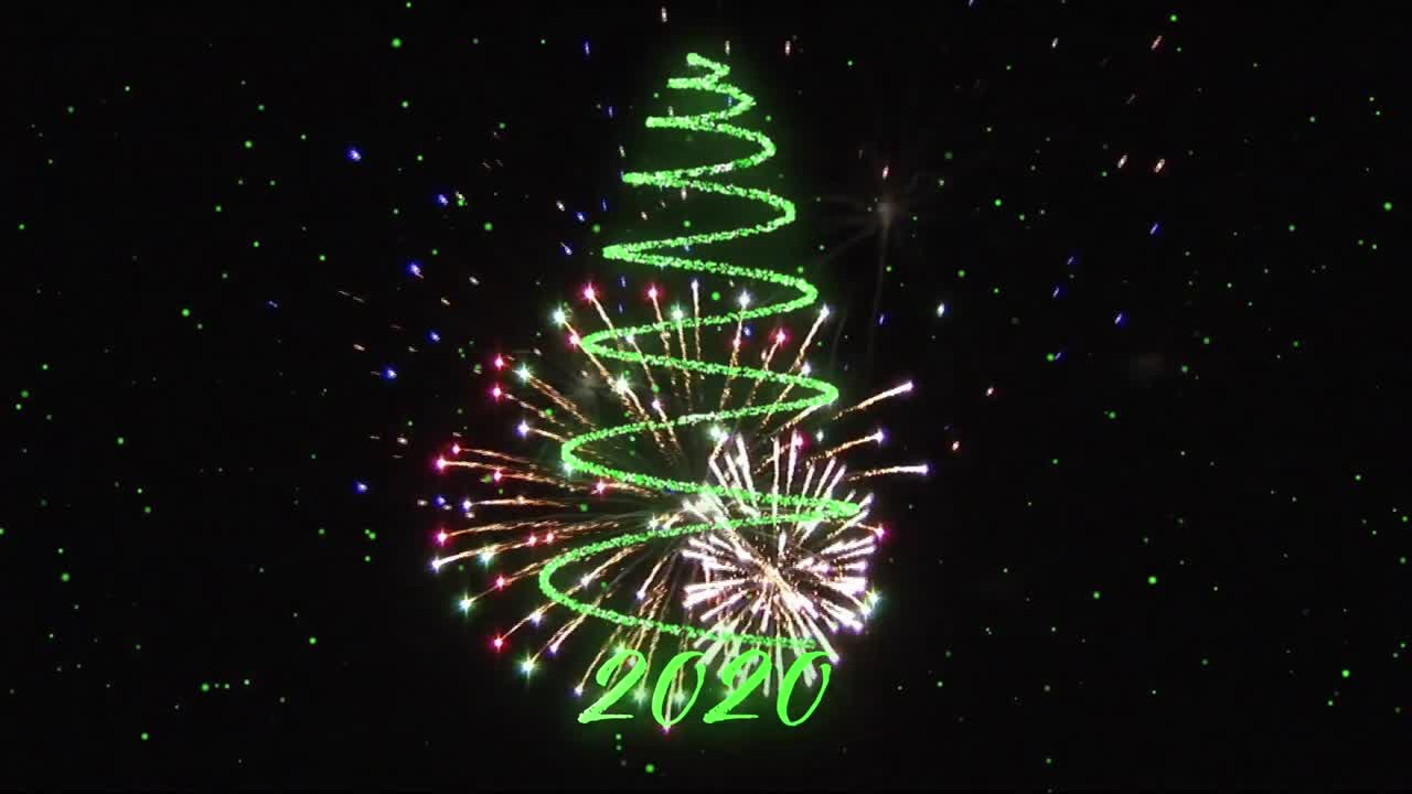 2020 y el árbol de navidad en verde