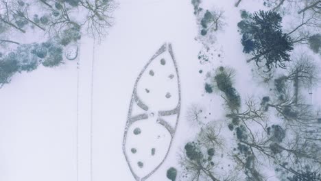reveladora foto de villa oud groevenbeek en nevadas durante el invierno
