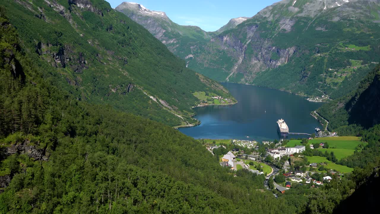 el fiordo de geiranger, noruega.