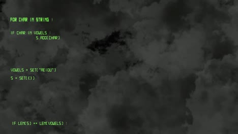 animación de código informático verde contra nubes oscuras