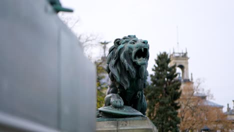 lion statue in the center of ruse