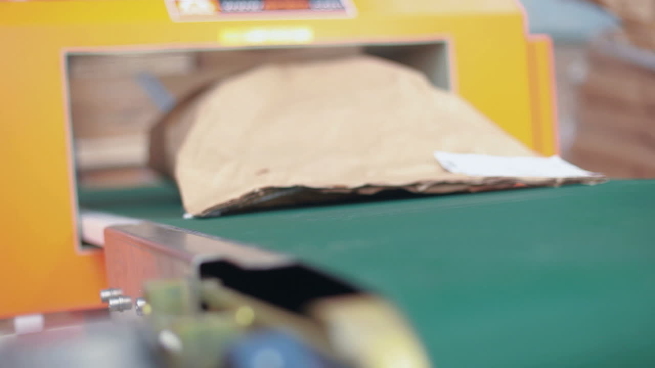 포장 제조 라인. 포장 공장 라인. 공장 포장 라인