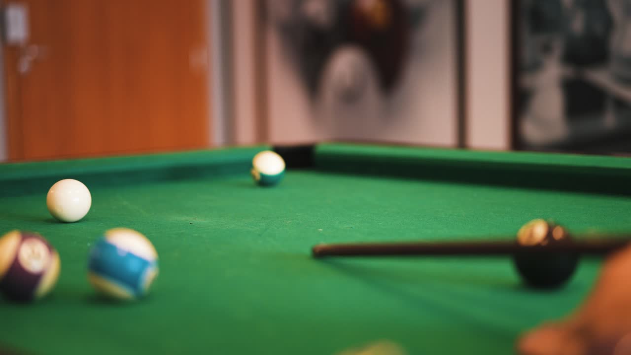 Billiard player missing easy shot