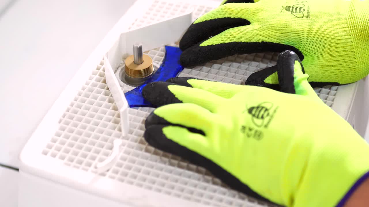 máquina de molienda de vidrio de fragmentos azules para trabajos de vidrieras