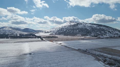 Montañas-Nevadas-En-Las-Montañas-Del-Norte