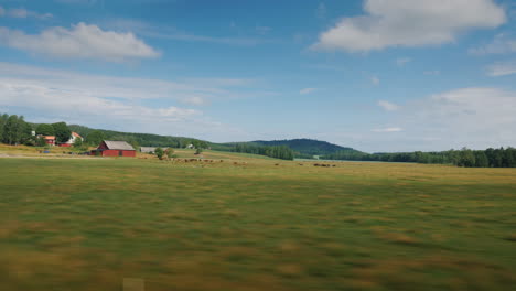 viajando por una carretera escénica en suecia una vista desde la ventana de un auto ventana 4k