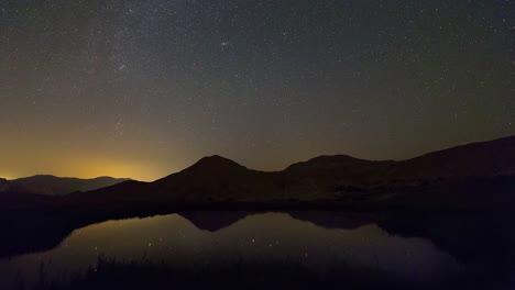 En-La-Noche-De-La-Lluvia-De-Meteoritos,-En-El-Naruto