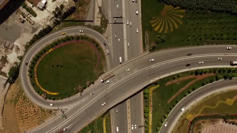 Coches-De-La-Ciudad-Carretera-Tráfico-Por-Carretera