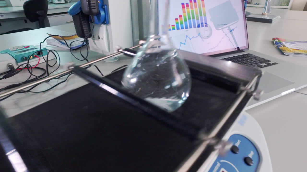 interior vacío del laboratorio de investigación. equipo de laboratorio. sala de laboratorio