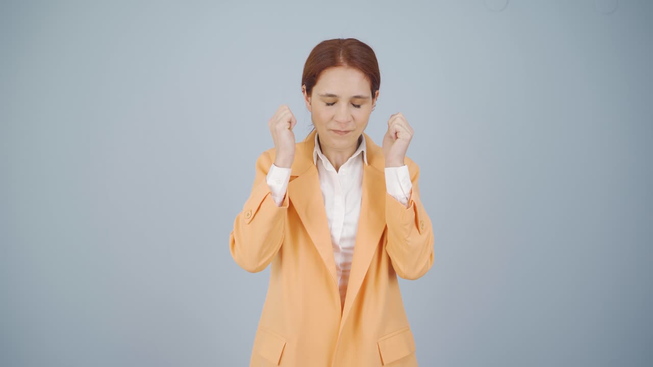 신경 ⁇ 약을  ⁇ 고 있는 사업가입니다.