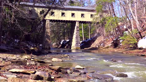 A-beautiful-covered-bridge-over-a-river-in-Ohio