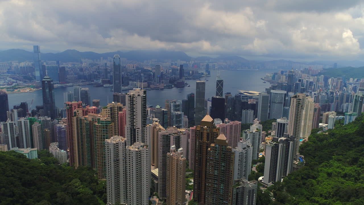 aerial de hong kong desde el pico