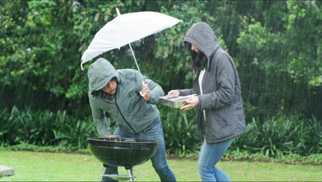 Nur-Die-Mutigen-Grillen-Im-Regen