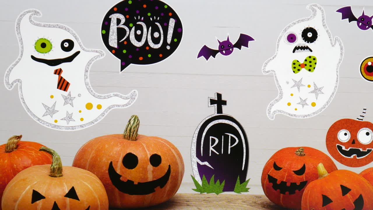 Decorazioni di Halloween, sfondo e modello, illustrazione per celebrazioni di Halloween da studio creativo, zucca decorativa, silhouette di fantasma, candele e design autunnale a cartone animato, arte decorativa, dolcetto o scherzetto