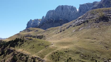 Aerial-drone-footage-of-the-view-of-a-mountainous-natural-and-bright-landscape