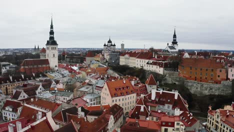 Aerial-view-of-the-Old-Town-of-Tallinn,-Estonia