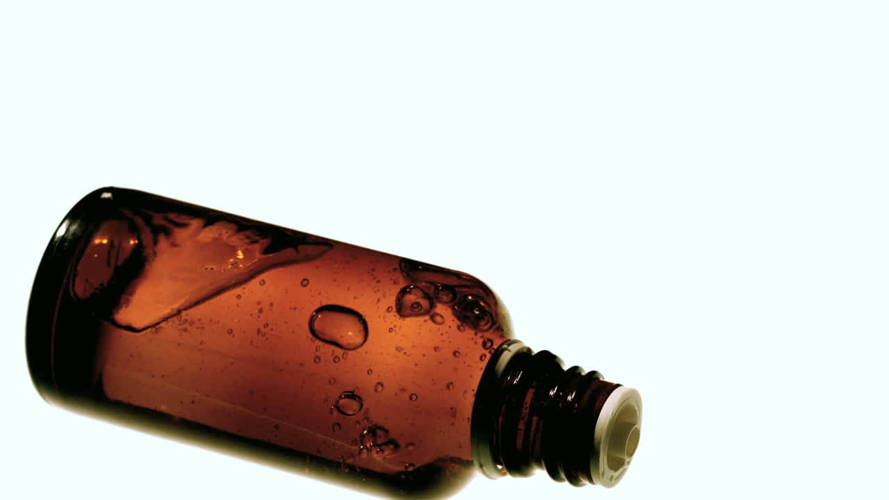 el gotero de la medicina se cae