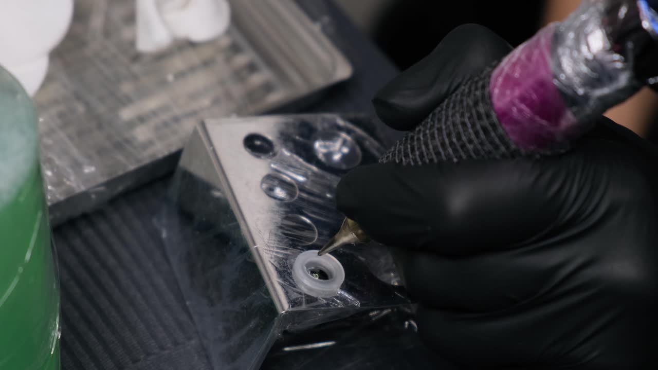 juego de máquina de pigmentos para tatuaje.