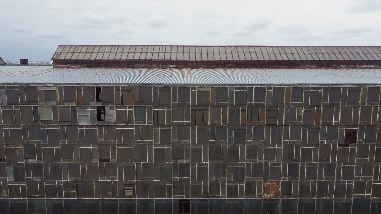 vista aerea de una antigua fabrica