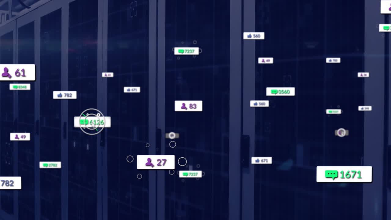 animación de iconos de redes sociales con números sobre la sala del servidor