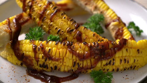 grilled-and-barbecue-corn-with-bbq-sauce