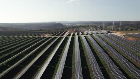 retirada aérea de paneles solares fotovoltaicos, campo portugal, energía renovable