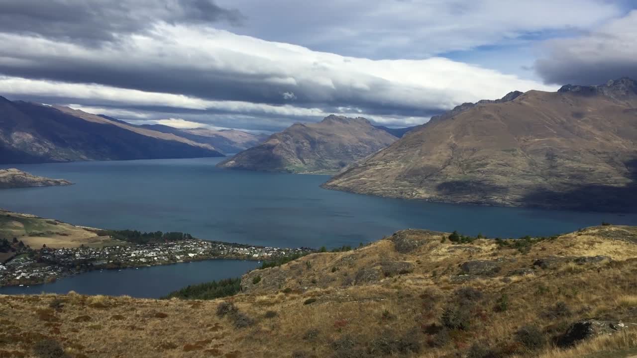 Stunning Panoramic View of Lake Wakatipu and The Remarkables Mountain Range in Queenstown, New Zealand