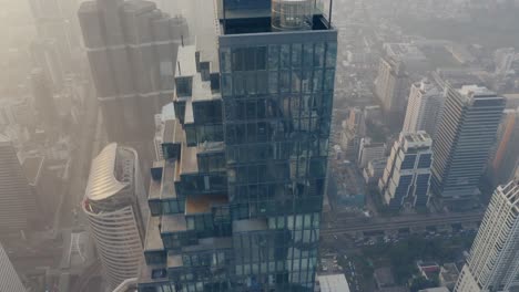 vista aérea del poder del rey mahanakhon