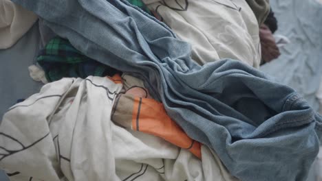un montón de ropa