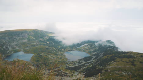 Panoramablick-Vom-Haramiyata-Gipfel-Der-Rila-Seen-In-Bulgarien