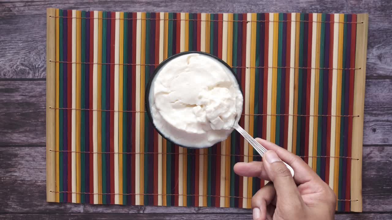 el yogur de las cucharadas