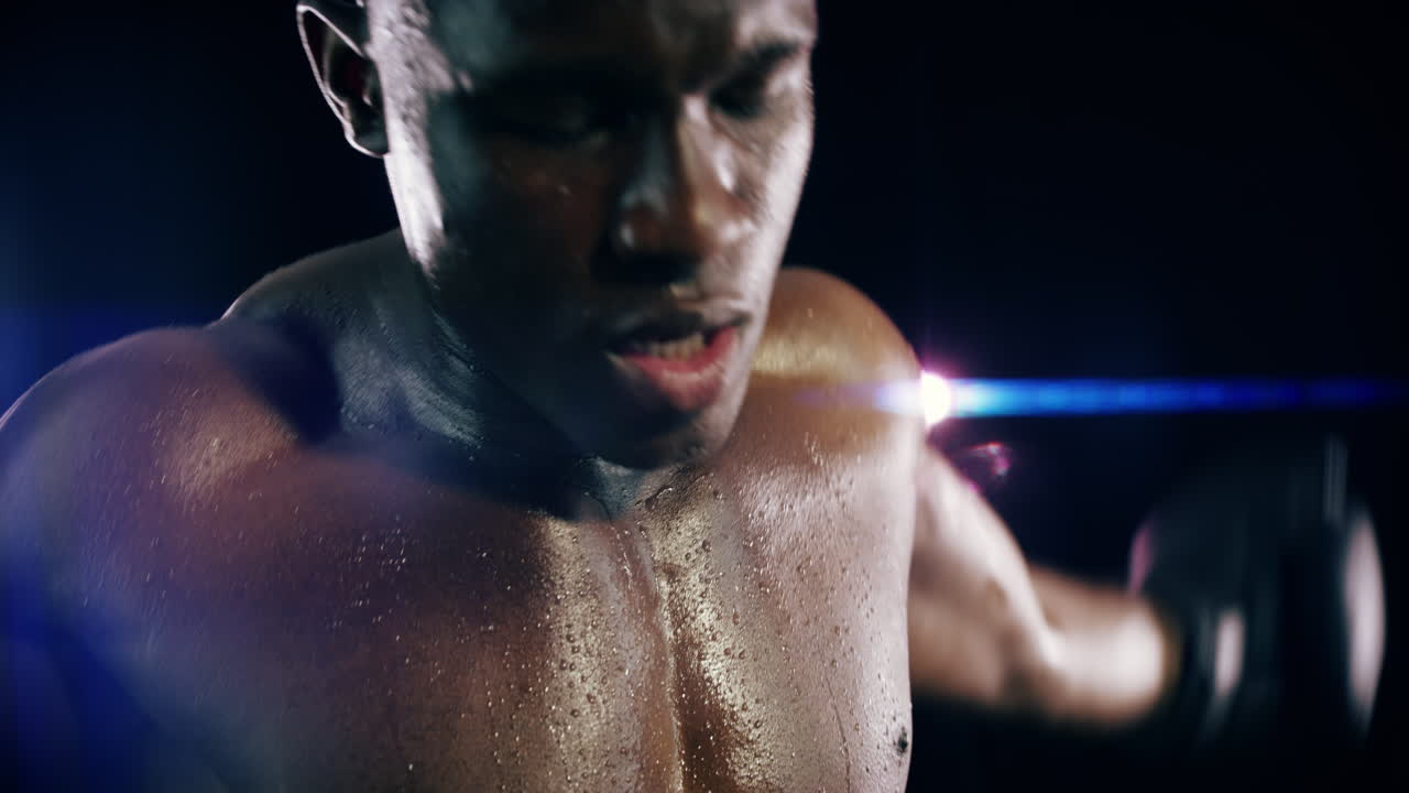 cuando las cosas se ponen difíciles, las difíciles se ponen en marcha.