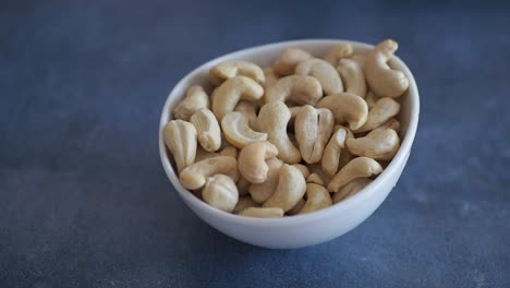 cashews in a bowl