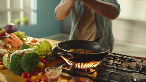 cooking a healthy stir-fry