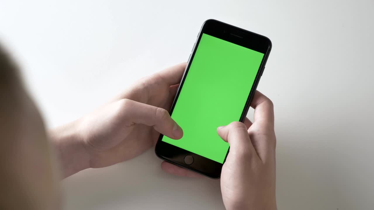 Female hands texting, use smartphone, green screen, chroma key concept ...