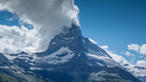 zoom del día matterhorn 4k 02