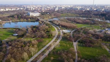 volando hacia el parque tineretului de bucarest, rumania