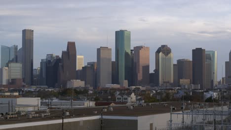 Establecimiento-De-Toma-Aérea-De-Edificios-En-El-Centro-De-Houston,-Texas.