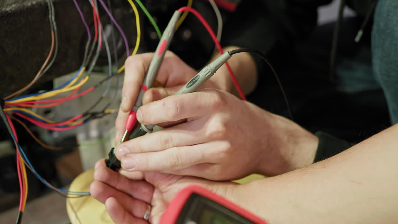 pruebas de diagnóstico de cables eléctricos para automóviles