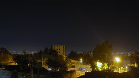 Weitschuss-Für-Den-Himmel-Von-Addis-Abeba,-Der-Den-Geschäftigen-Flugverkehr-Zeigt,-Der-Auf-Dem-Bole-Flughafen-Landet