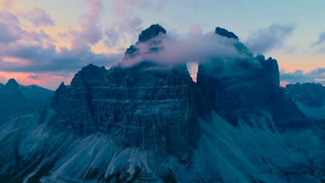 parque natural nacional de tre cime en los alpes dolomitas. la hermosa naturaleza de italia.