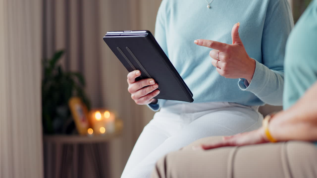 consultas con manos, digitales y tabletas