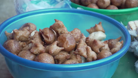 cat and dog cake traditional vietnamese street food