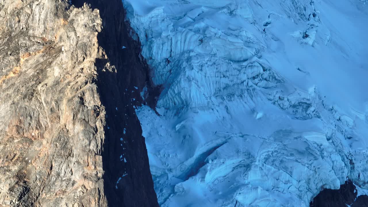 산의 전망, 눈  ⁇ 인 라 베로니카, 신성한 계곡, 쿠스코