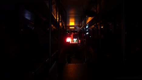 Un-Viaje-En-Autobús-Nocturno